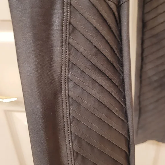 Spanx Leggings - Picture 5 of 6